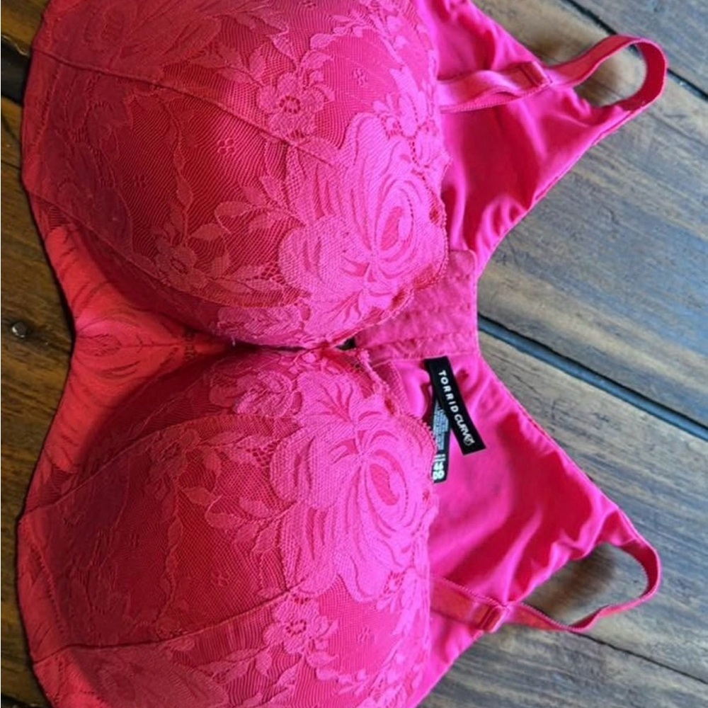 Elegant Pink Floral Lace Bra